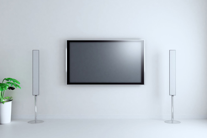 今の液晶テレビなら、狭い部屋でも意外と問題ない。部屋の広さを気にして、大きなテレビの購入を諦めていた方は、再検討してみてはいかがだろうか。