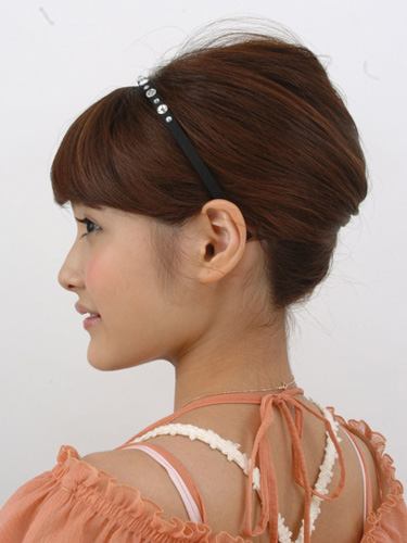 横顔美人な大人アップ