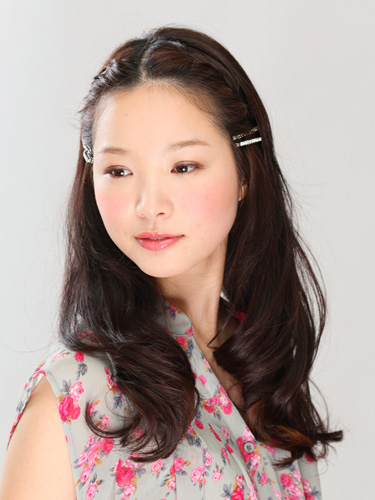 センターパートのリラックス編みこみ