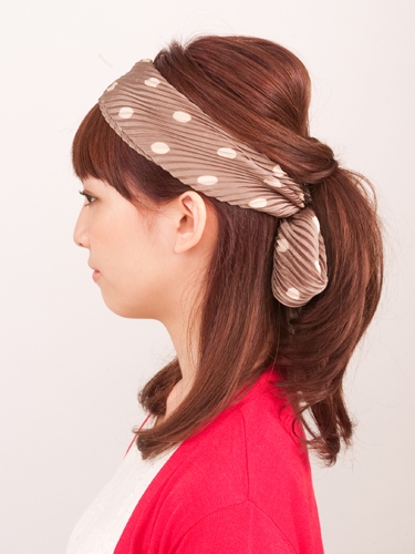 セレブ風スカーフアレンジ