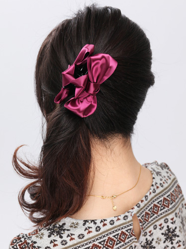 【まとめ髪】高め位置のサイドアップ