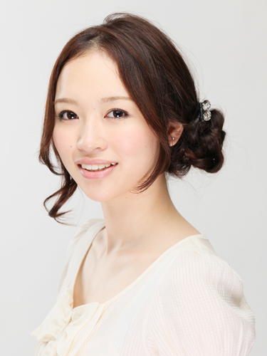 【おだんご】ゆるふわ三つ編みアップ