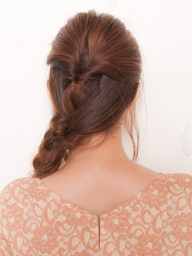 ロングヘア・大人三つ編みアレンジ