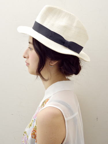 ロングヘア・三つ編みで簡単ヘアアレンジ