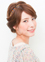 ミディアムヘア・後れ毛ヘアアレンジ
